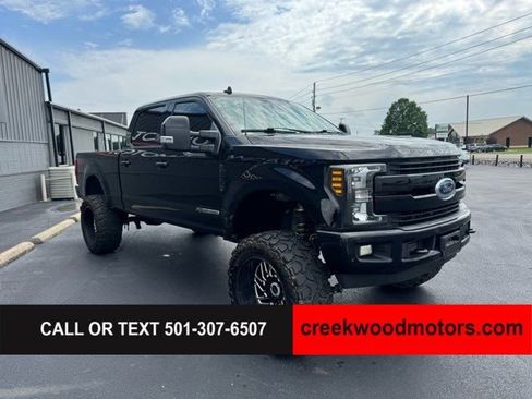 Used 2019 Ford F250 Lariat w/ Lariat Ultimate Package AWD/4WD image 2