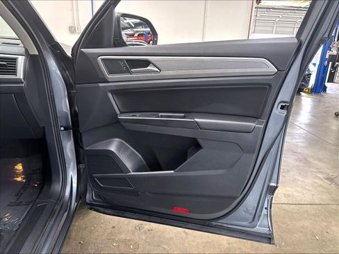 Used 2019 Volkswagen Atlas SE w/ Towing Package FWD image 31