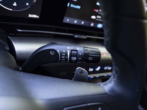 Used 2024 Hyundai Kona SEL w/ Convenience Package image 24