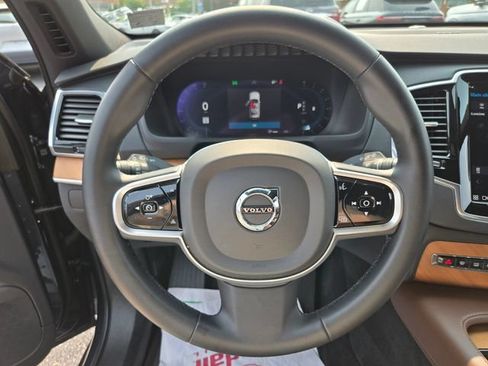 Used 2023 Volvo XC90 B6 Plus w/ Protection Package Premier AWD/4WD image 33