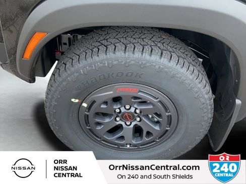 New 2026 Nissan Frontier PRO-4X w/ Pro Premium Package AWD/4WD image 9