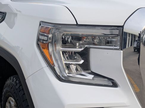 Used 2020 GMC Sierra 1500 SLE w/ SLE Value Package image 11