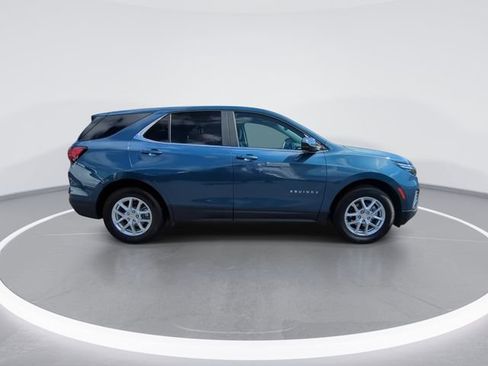 Used 2024 Chevrolet Equinox LT FWD image 9