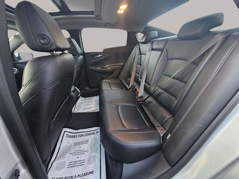 Used 2017 Chevrolet Malibu LT w/ Leather Package image 20