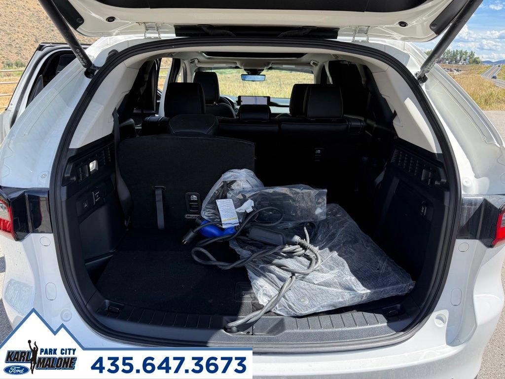 Used 2025 MAZDA CX-90 Plug-In Hybrid w/Premium Sport AWD/4WD image 36