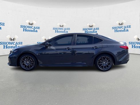 Used 2025 Toyota Camry XSE image 4