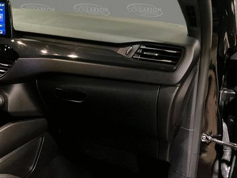Certified 2025 Ford Escape ST-Line AWD/4WD image 32