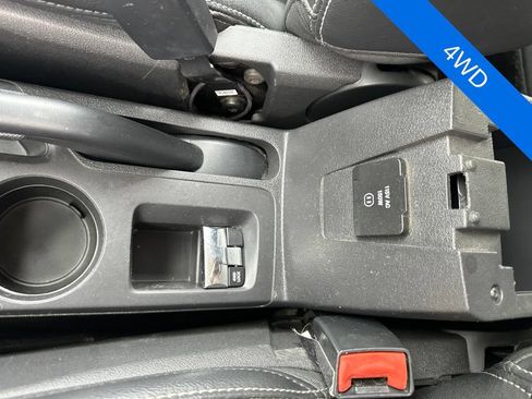 Used 2017 Jeep Patriot High Altitude AWD/4WD image 19