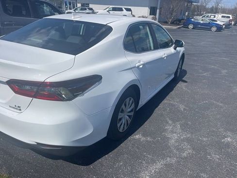 Used 2024 Toyota Camry LE w/ Cold Weather Package image 5