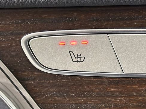 Used 2020 Mercedes-Benz GLC 43 AMG 4MATIC Coupe image 32