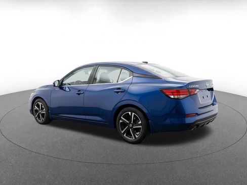 Used 2025 Nissan Sentra SV FWD image 7