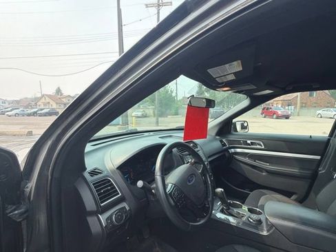 Used 2017 Ford Explorer XLT AWD/4WD image 20