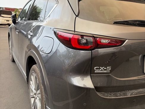 Used 2023 MAZDA CX-5 Signature AWD/4WD image 5