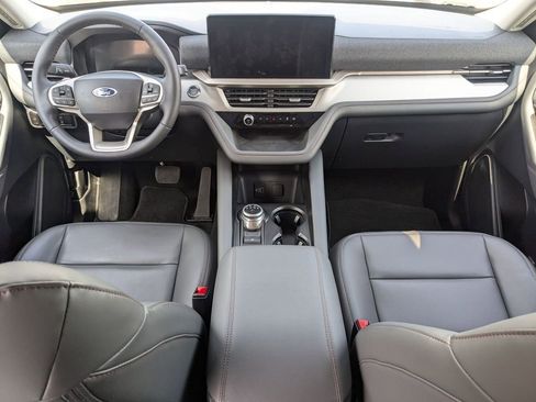New 2026 Ford Explorer Active w/ Active Comfort Package AWD/4WD image 17