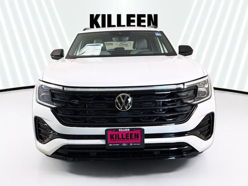 New 2026 Volkswagen Atlas Cross Sport SEL R-Line AWD/4WD image 2