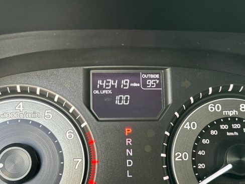 Used 2014 Honda Odyssey EX image 35