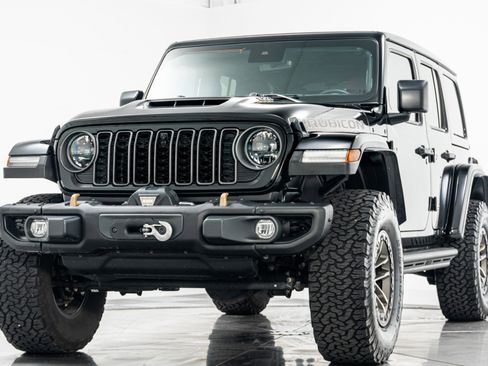Used 2024 Jeep Wrangler Unlimited Rubicon 392 AWD/4WD image 5
