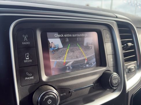 Used 2024 RAM 1500 Classic SLT image 11