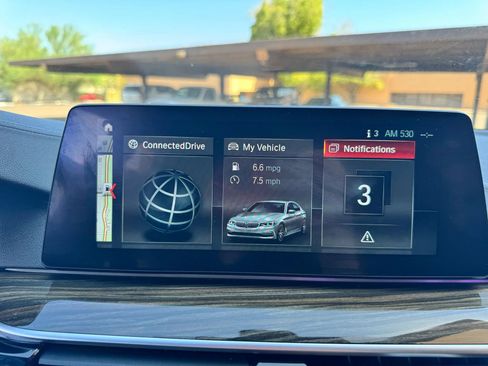 Used 2018 BMW M550i xDrive image 31