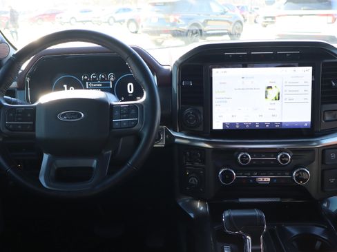 Used 2023 Ford F150 Lariat w/ Max Trailer Tow Package image 13