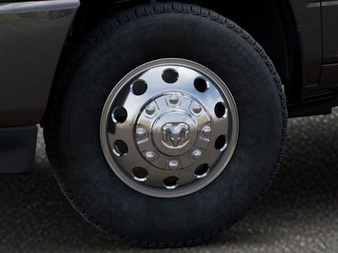 New 2026 RAM 3500 Laramie AWD/4WD image 8