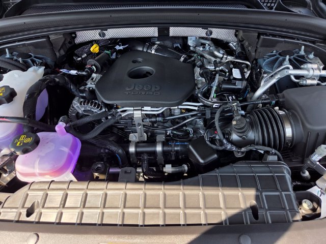New 2027 Jeep Grand Cherokee Limited RWD image 27