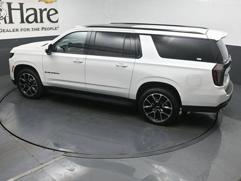 Used 2025 Chevrolet Suburban RST w/ Comfort Package AWD/4WD image 47