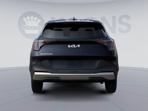 New 2026 Kia Sportage LX image 7