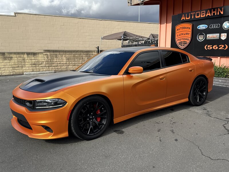 Used 2018 Dodge Charger R/T Scat Pack w/ Dynamics Package RWD image 9