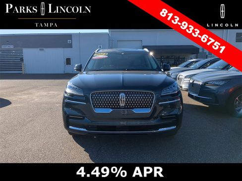 Certified 2023 Lincoln Aviator Reserve w/ Equipment Group 201A image 2