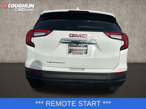Used 2023 GMC Terrain SLE w/ Driver Convenience Package image 7