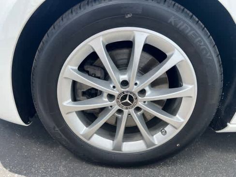 Certified 2022 Mercedes-Benz A 220 image 10