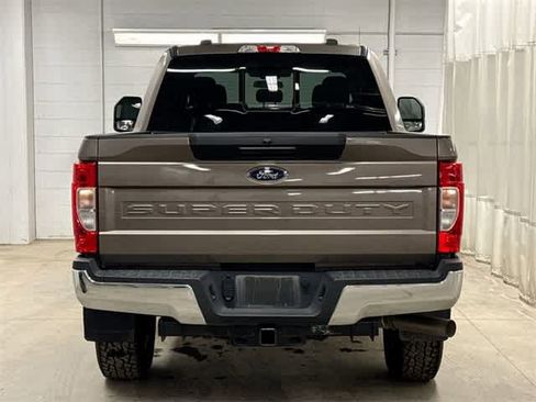 Used 2020 Ford F250 XL w/ STX Appearance Package image 4