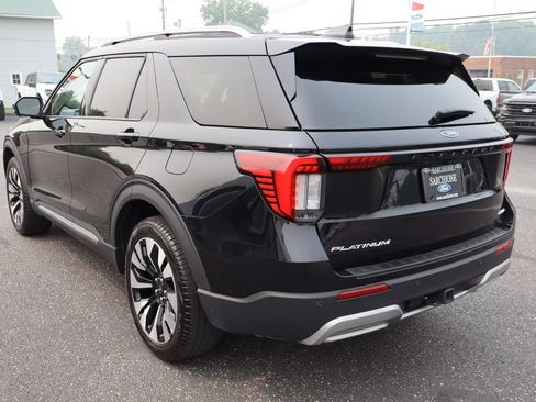 Used 2025 Ford Explorer Platinum w/ LUX Leather Package AWD/4WD image 17