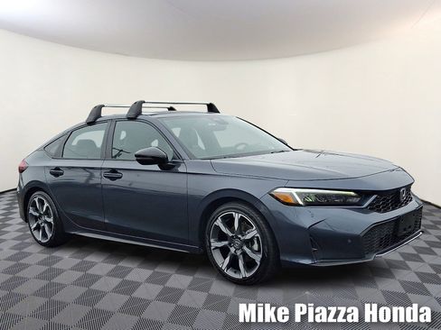 Used 2025 Honda Civic Sport Touring image 1