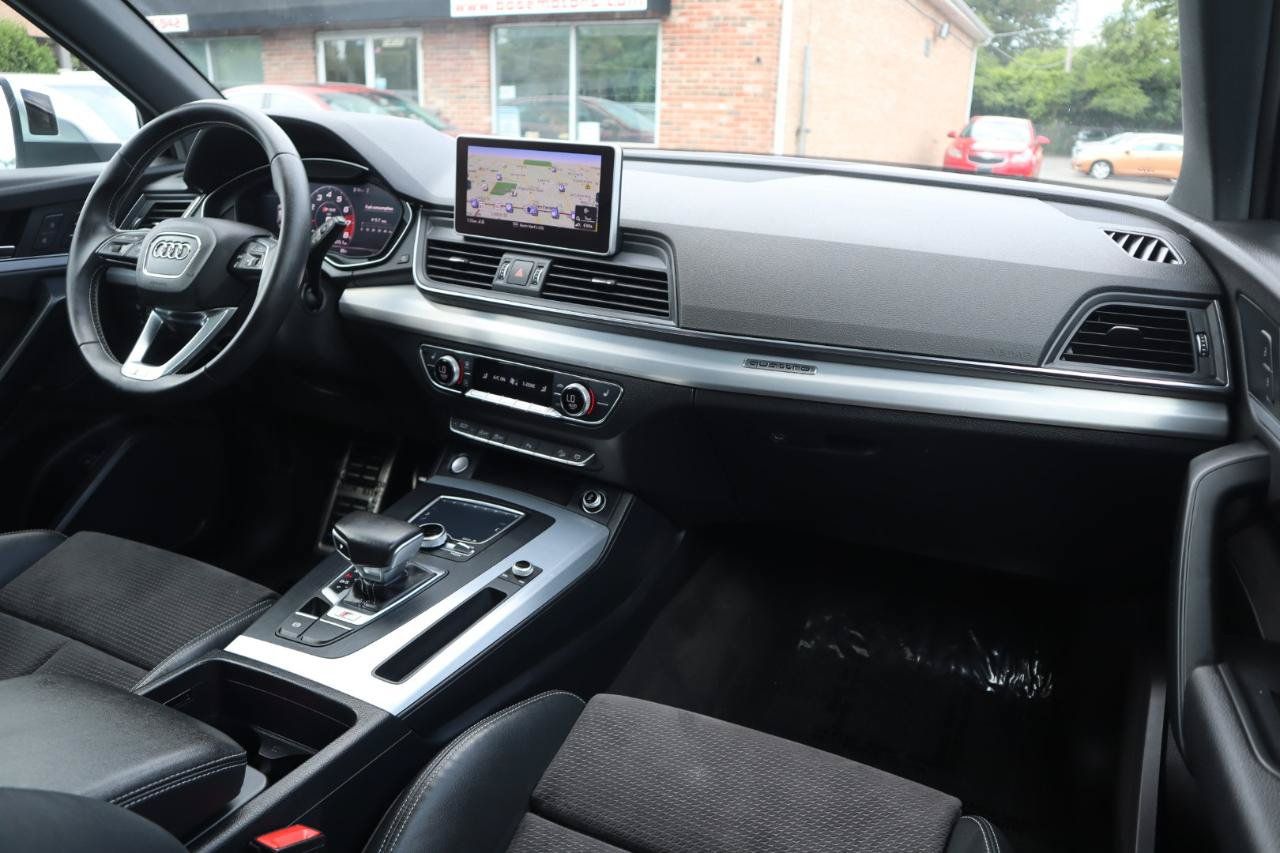 Used 2018 Audi SQ5 Premium Plus AWD/4WD image 11