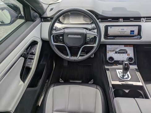 Used 2022 Land Rover Range Rover Evoque R-Dynamic S AWD/4WD image 17