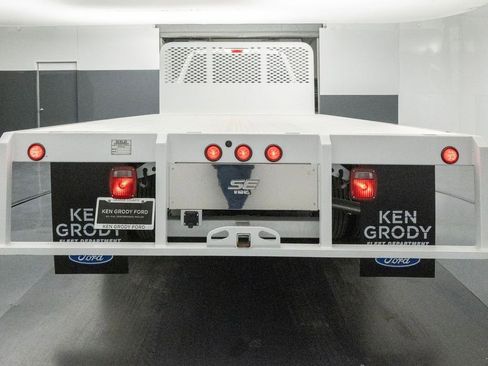 New 2026 Ford F450 XL w/ XL Chrome Package image 8