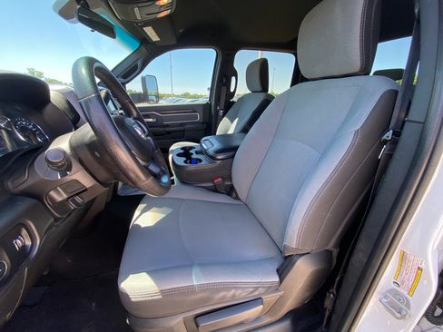 Used 2021 RAM 2500 Big Horn AWD/4WD image 10