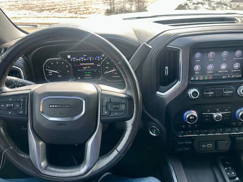 Used 2019 GMC Sierra 1500 Denali w/ Denali Ultimate Package image 18
