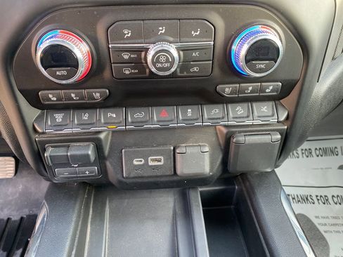 Used 2023 GMC Sierra 2500 Denali w/ Denali Ultimate Package image 44