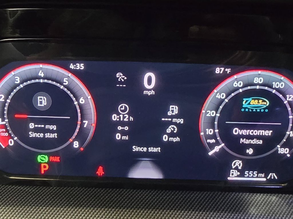 New 2026 Volkswagen GTI SE FWD image 30