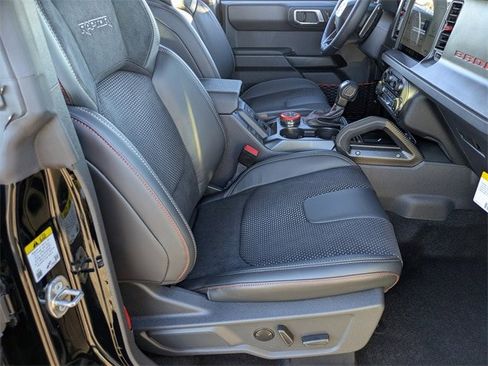 New 2025 Ford Bronco Raptor image 38