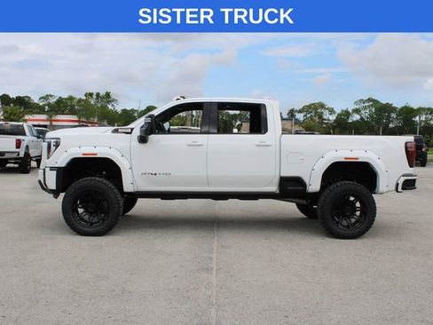 Used 2025 GMC Sierra 2500 AT4 w/ AT4 Premium Plus Package image 7