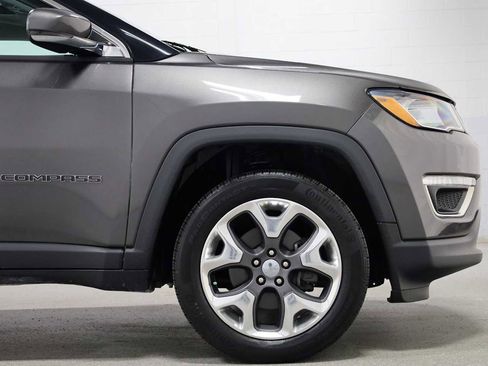 Used 2019 Jeep Compass Limited w/ Safety & Security Group AWD/4WD image 11