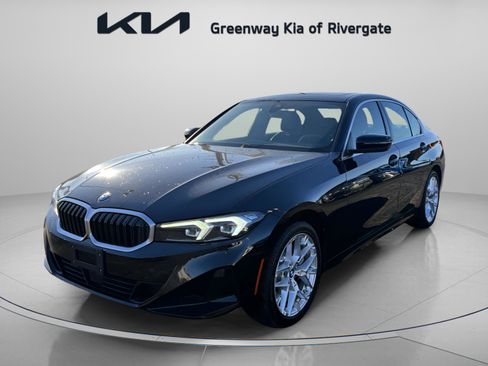 Used 2025 BMW 330i xDrive 330i xDrive Sedan AWD image 3