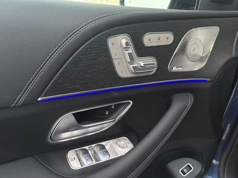 New 2026 Mercedes-Benz GLS 450 4MATIC image 21