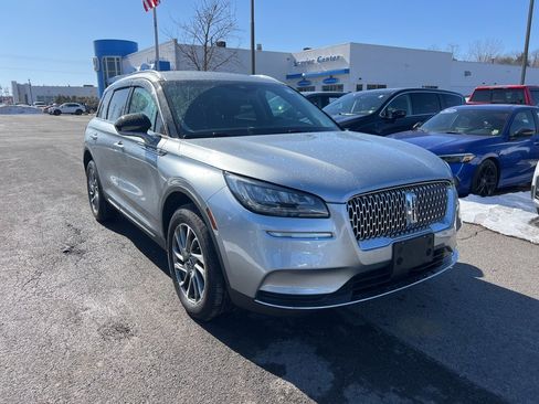 Used 2022 Lincoln Corsair AWD w/ Equipment Group 101A image 7