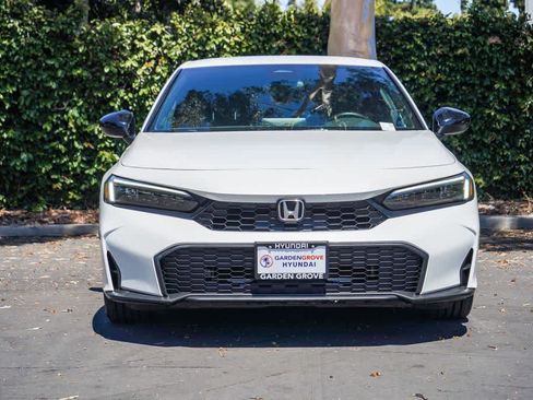 Used 2025 Honda Civic Sport image 2