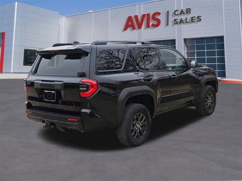 Used 2025 Toyota 4Runner SR5 image 6